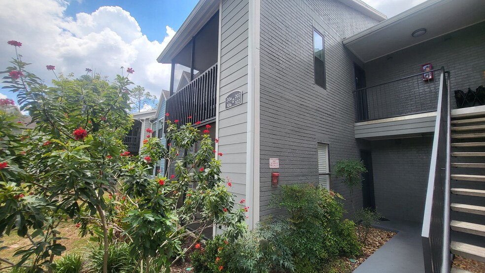 Building Photo - 3748 Idlebrook Cir