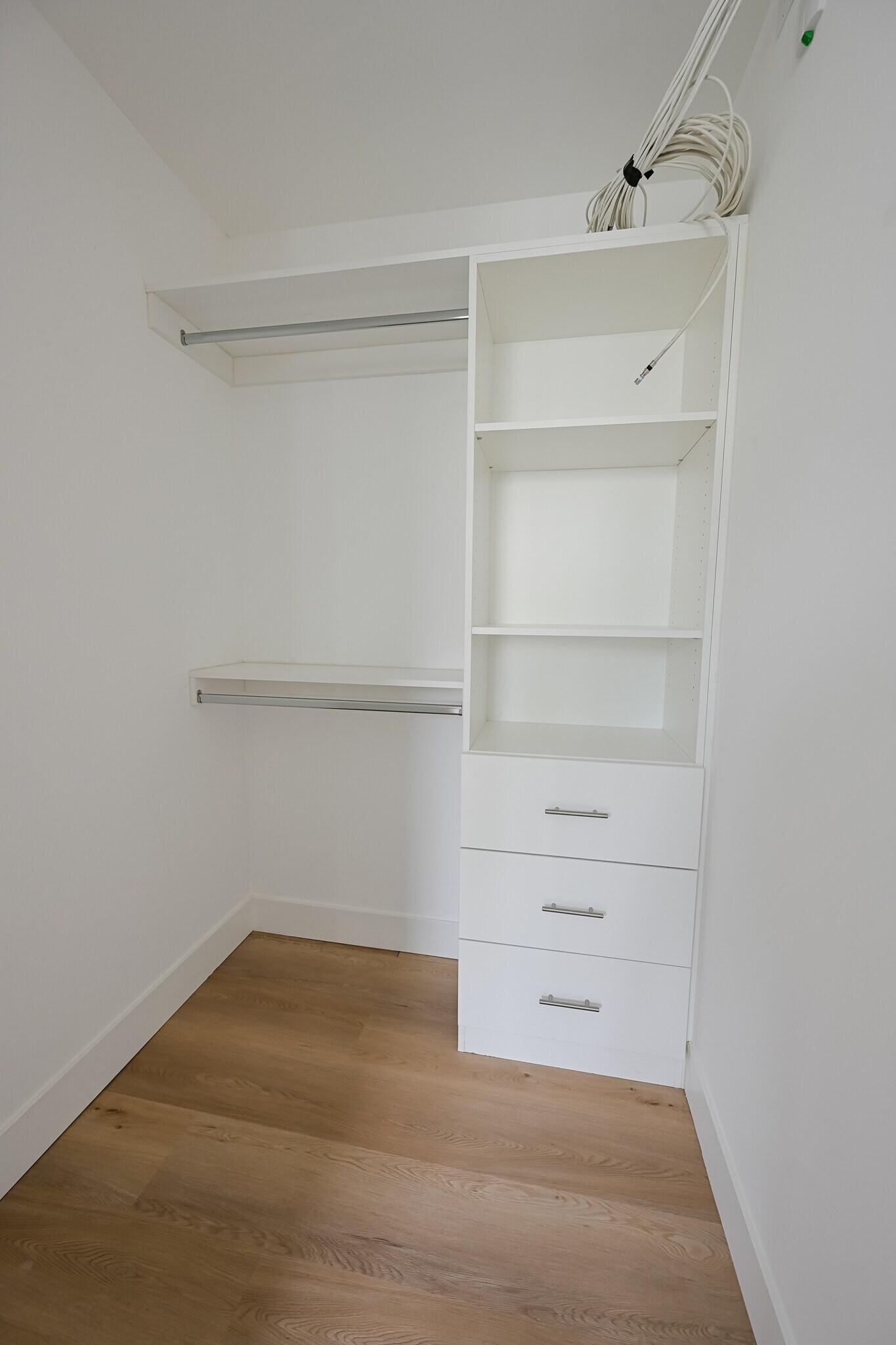 Building Photo - 11241 Morrison St