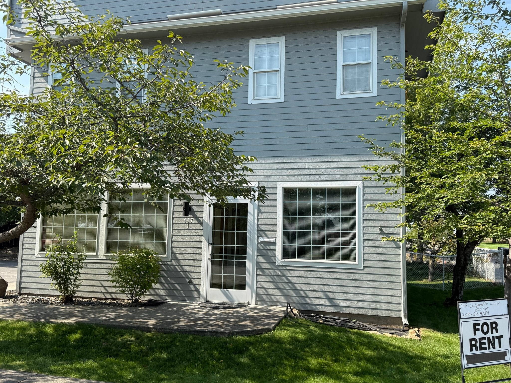 Building Photo - 417 N Henry St