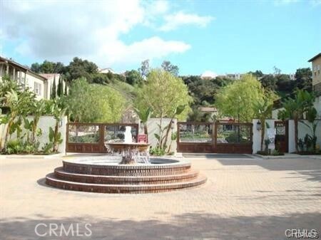 Building Photo - 865 Sunset Pl