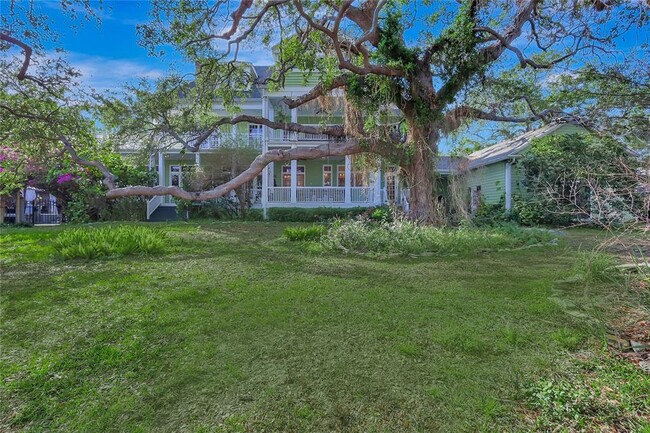 Building Photo - 6220 Bayshore Blvd