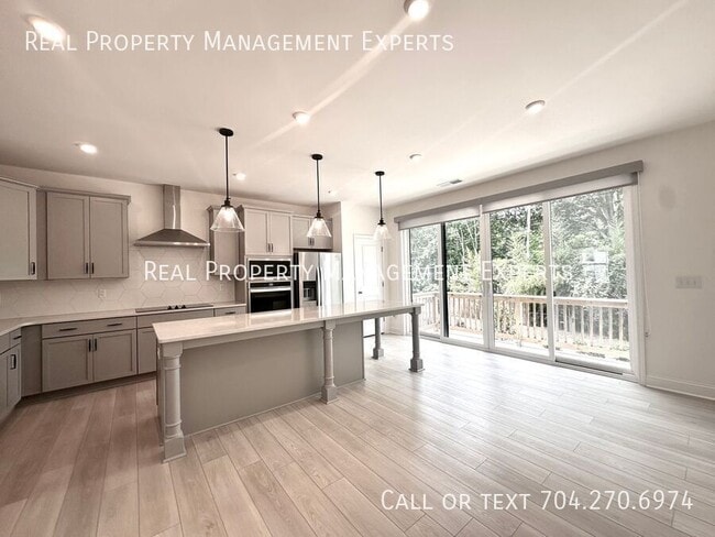 Building Photo - 2518 Magnolia Blossom Wy