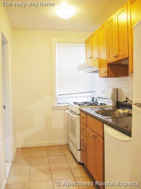 Building Photo - 69 Raymond Ave