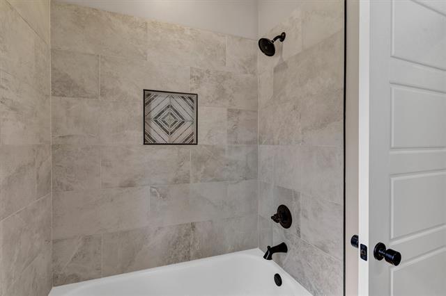 Building Photo - 809 Branding Iron Trail