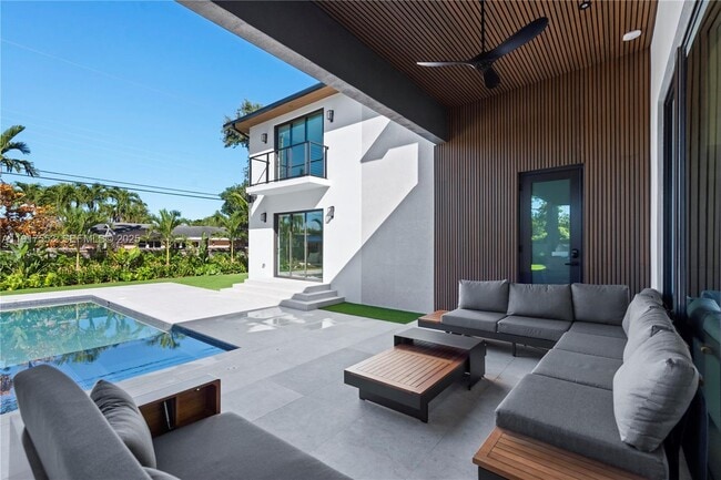 Building Photo - 1881 NE 196th Terrace