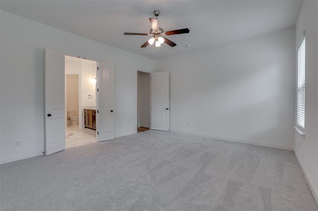 Building Photo - 820 Mallard Dr