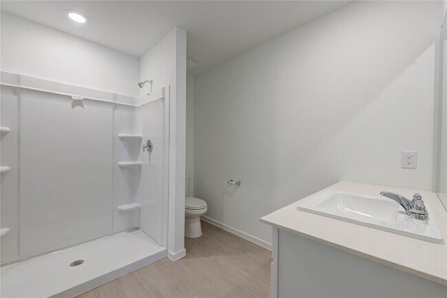 Building Photo - 640 Magnolia Creek Dr