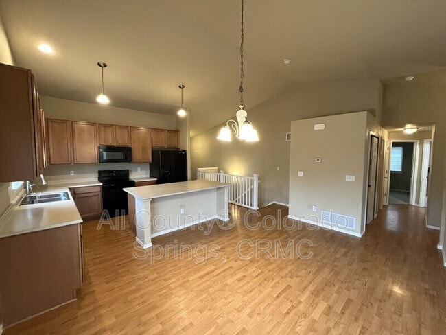 Building Photo - 7803 Guinness Way