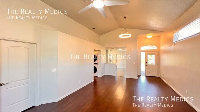 Building Photo - 3977 Journey Ct