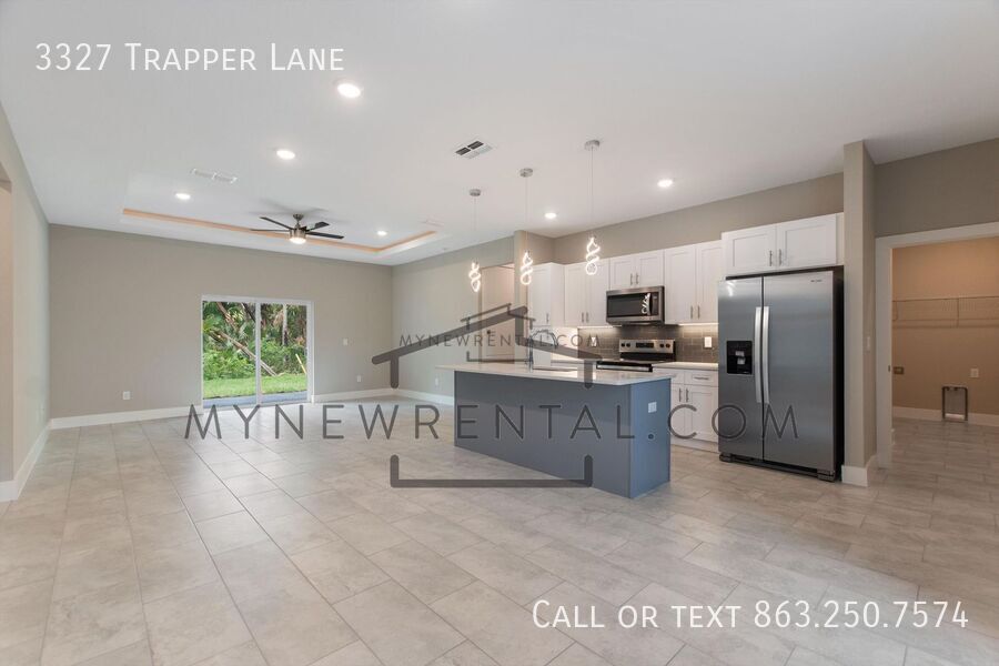 Building Photo - 3327 Trapper Ln