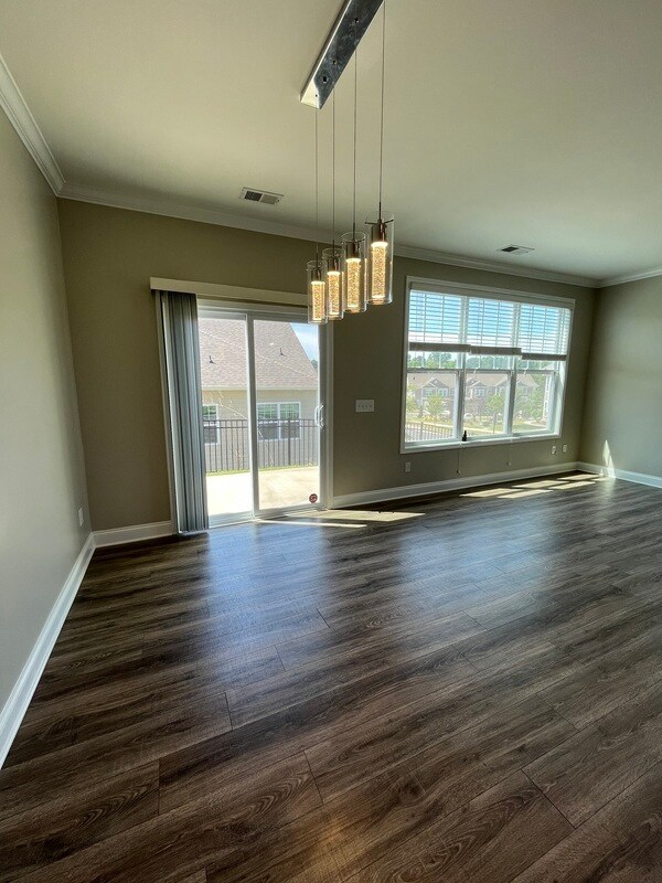 Building Photo - 4959 Harris Woods Blvd