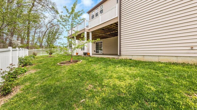 Building Photo - 303 Gateview Dr