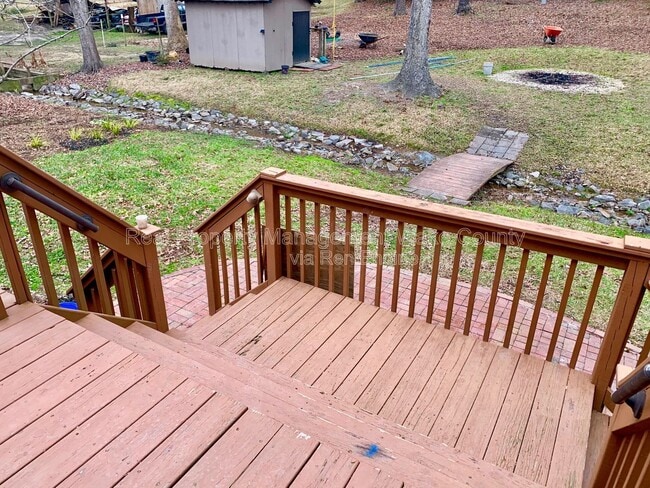 Building Photo - 3605 Cranston Rd