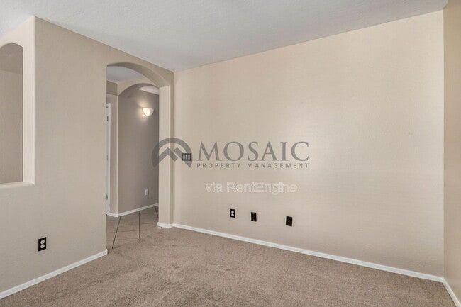 Building Photo - 5215 W Hasan Dr