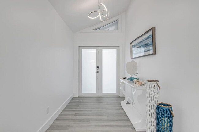 Building Photo - 27133 Edenbridge Ct