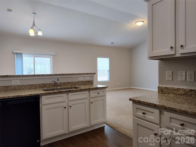 Building Photo - 9623 Weikert Rd