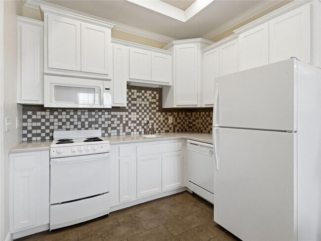 Building Photo - 150 Apple Seed Ct