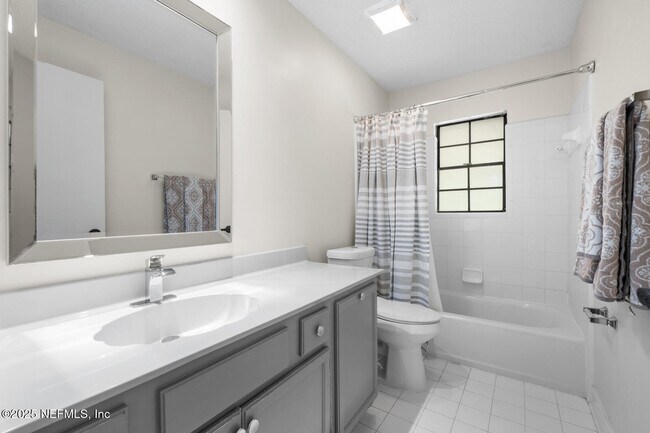 Building Photo - 97 Granada Ct