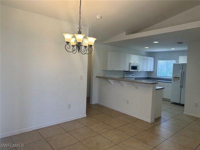 Building Photo - 2212 NW 18th Ave