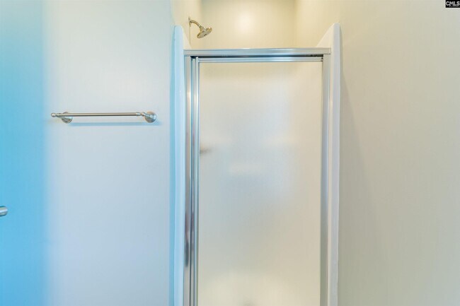 Building Photo - 306 Picadilly St