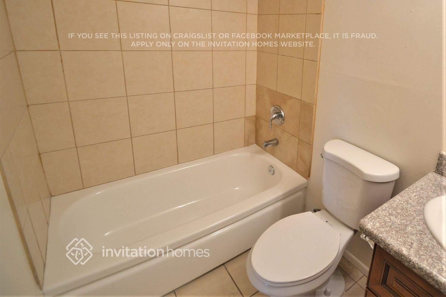 Building Photo - 4832 W Catalina Dr