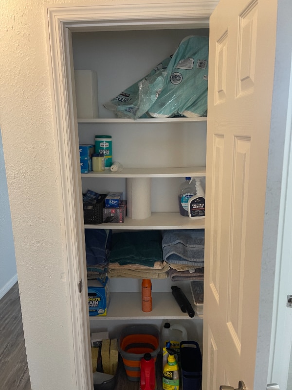 Building Photo - 7210 N Manhattan Ave