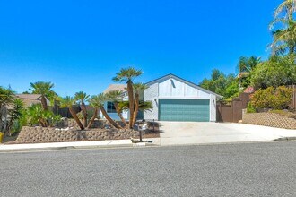 Building Photo - Stunning Single-Level Home