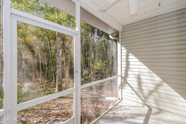 Building Photo - 8424 THORNBUSH Ct