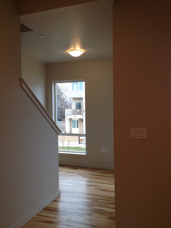 Building Photo - 309 Urban Prairie St