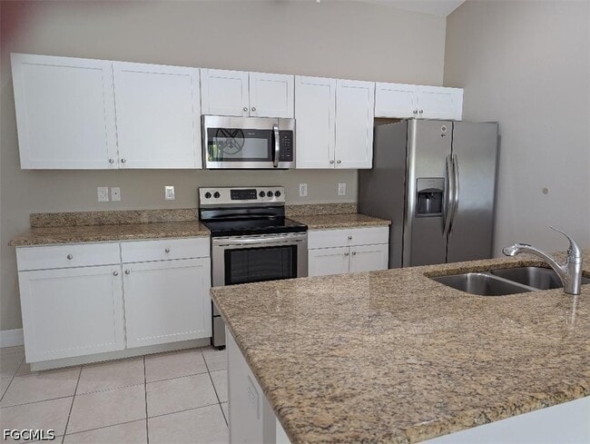 Building Photo - 4405 SW 8th Ct