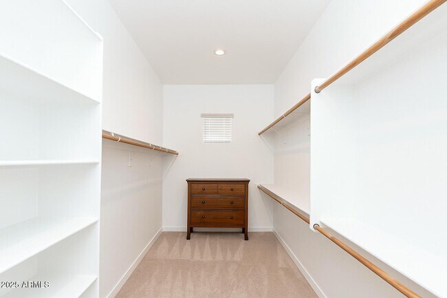 Building Photo - 3940 W Hayduk Rd