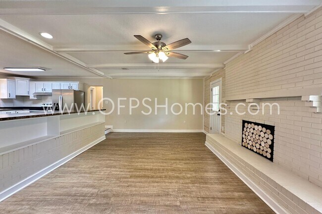 Building Photo - 4490 FL-87