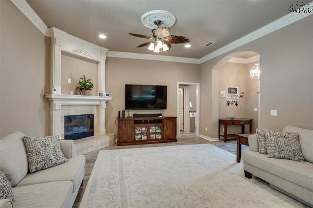 Building Photo - 5113 Tillie Dr