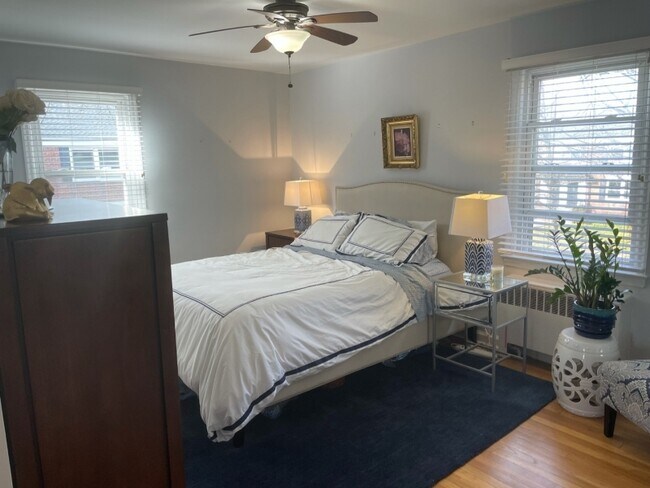 Building Photo - 412 Morris Ave