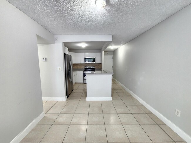 Building Photo - 4304 NW 9th Ave