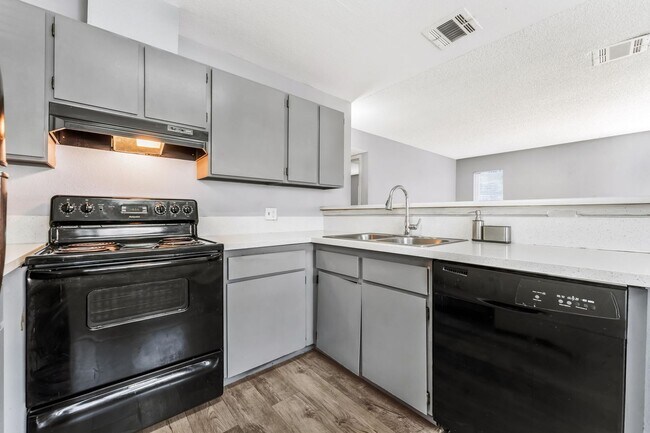 Building Photo - 2722 Alicialynn Way