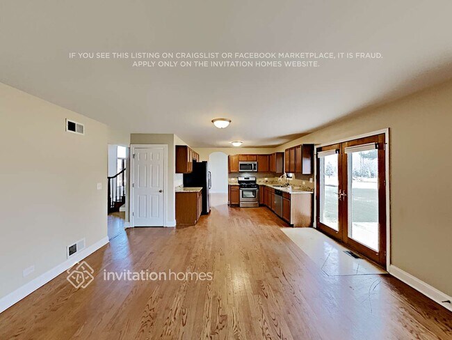 Building Photo - 641 4th St