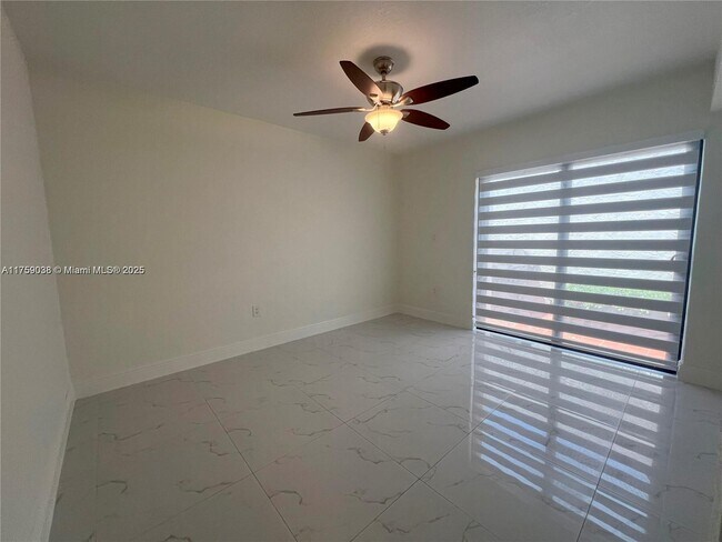 Building Photo - 8735 SW 54th St