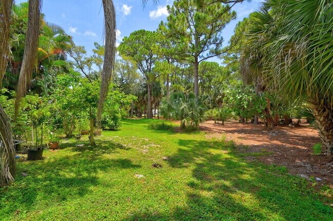 Building Photo - 8332 Bermuda Sound Way
