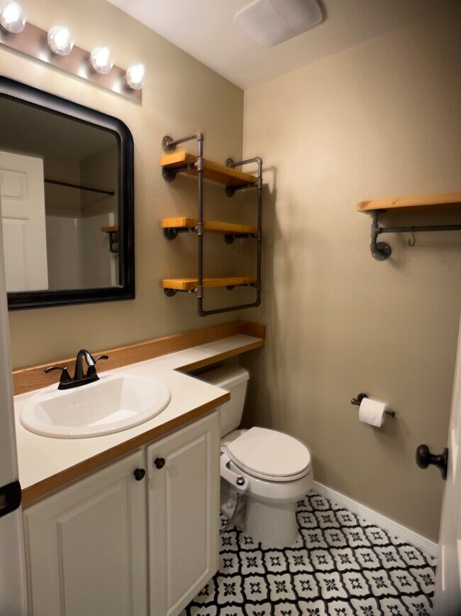 Building Photo - 16255 SW Audubon St