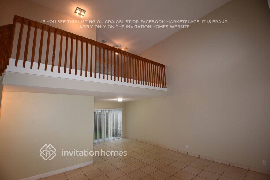 Building Photo - 10154 Aqua Vista Way