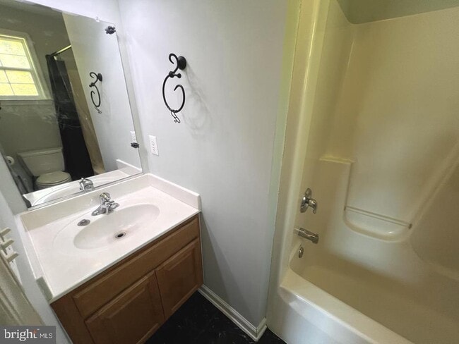 Building Photo - 42802 Higgs Ln