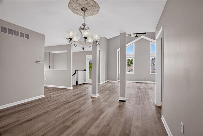 Building Photo - 9704 Sundance Dr