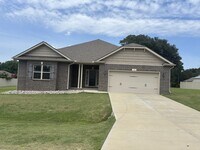 Building Photo - 118 Preserve Dr