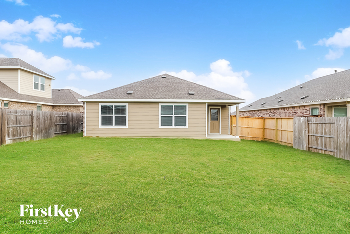 Building Photo - 15074 Gelding Hts