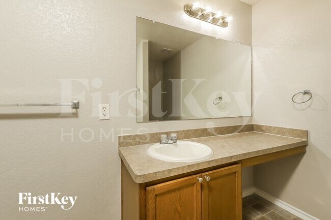 Building Photo - 4522 Safe Hbr