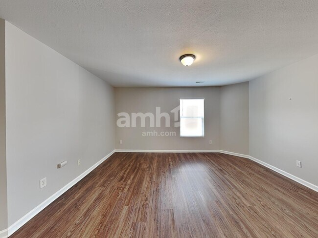 Building Photo - 4003 Saphire Ln