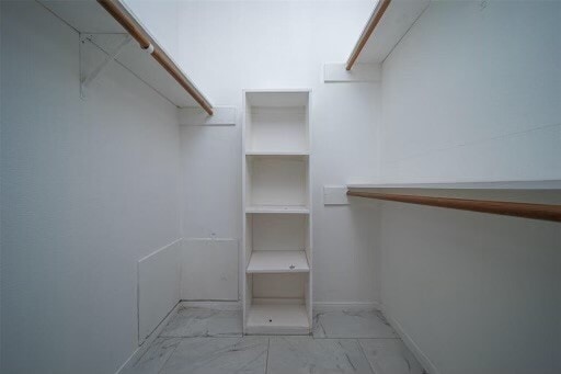 Building Photo - 8293 Sands Point Dr