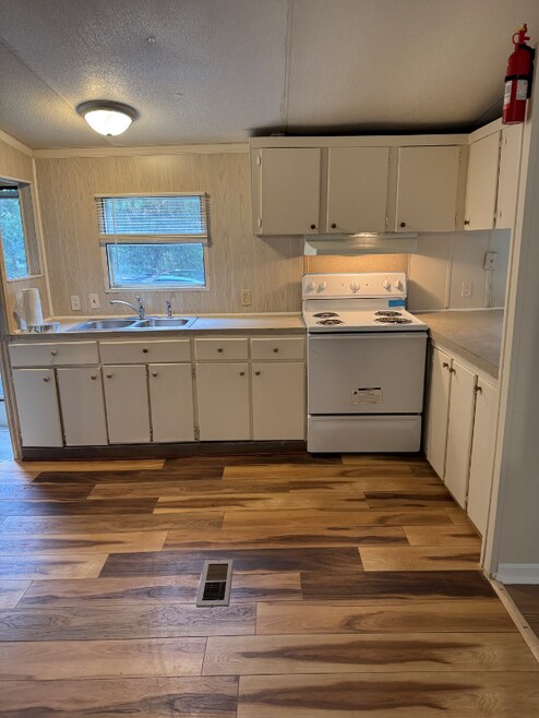 Building Photo - 2610 Crane Ln