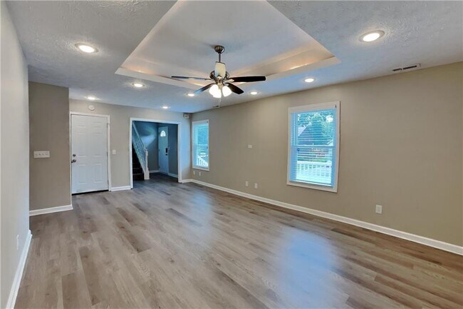 Building Photo - 979 Tyrell Dr